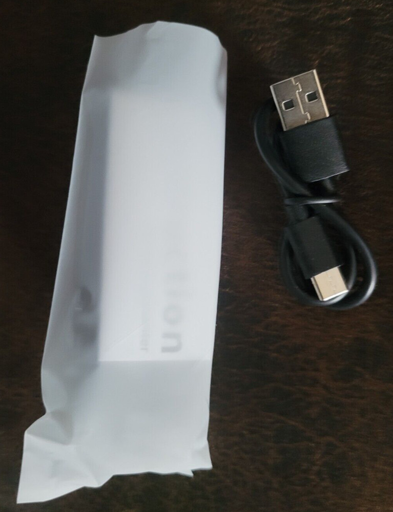 Wireless Presenter w/Laser Button Plug & Play USB-A 30M Remote Control