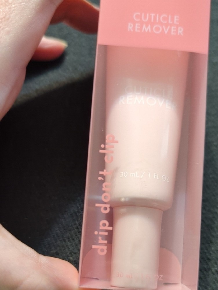 Olive & June Cuticle Remover