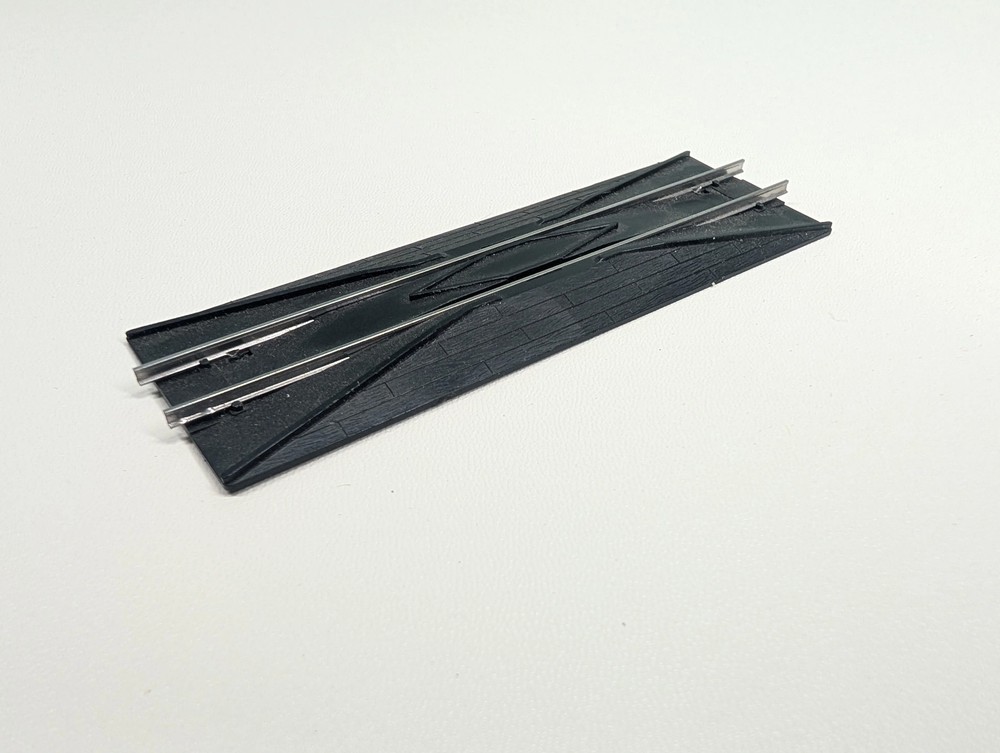 TRIX 4974 N Scale Rerailer Code 80 Track Silver READ