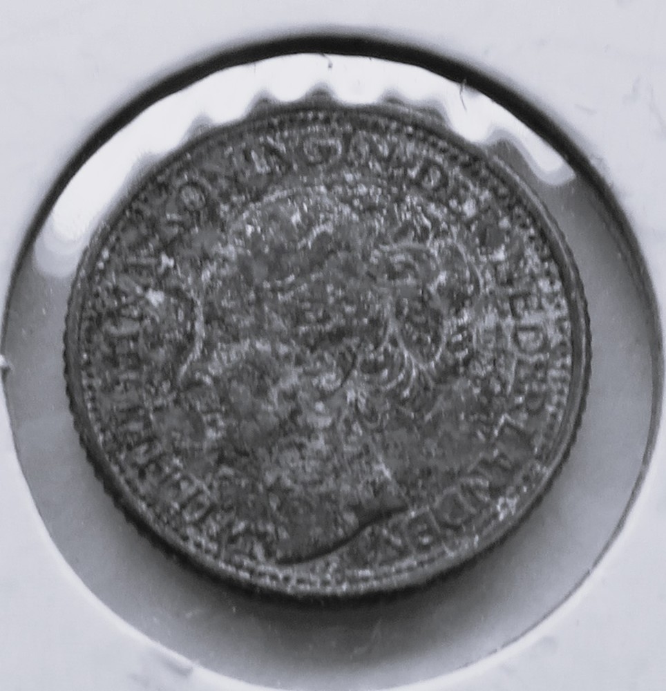 1943 Netherlands 10 Cents Silver Low Grade