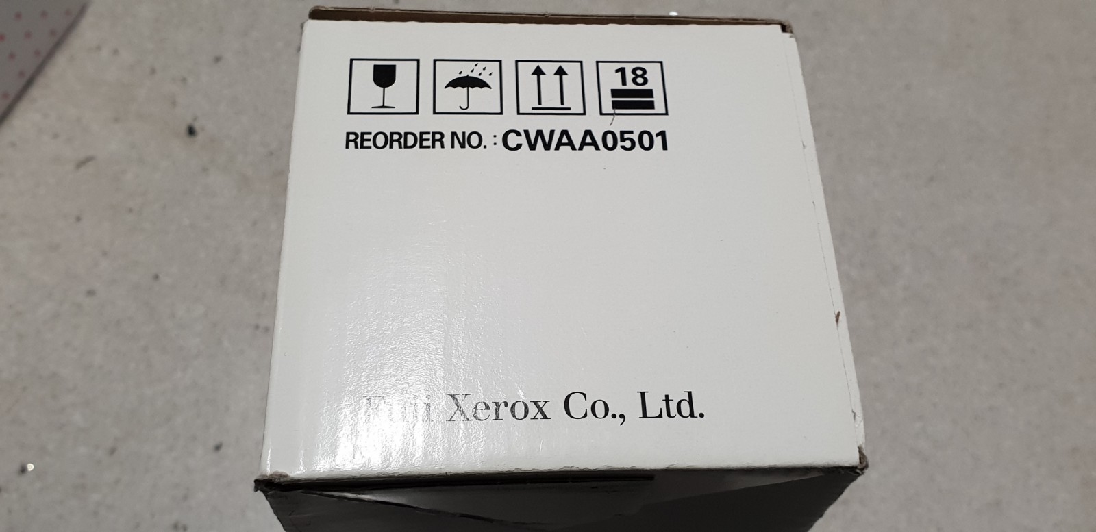 Genuine Xerox CWAA0501 Staple, Fits variety of machines, Brand New