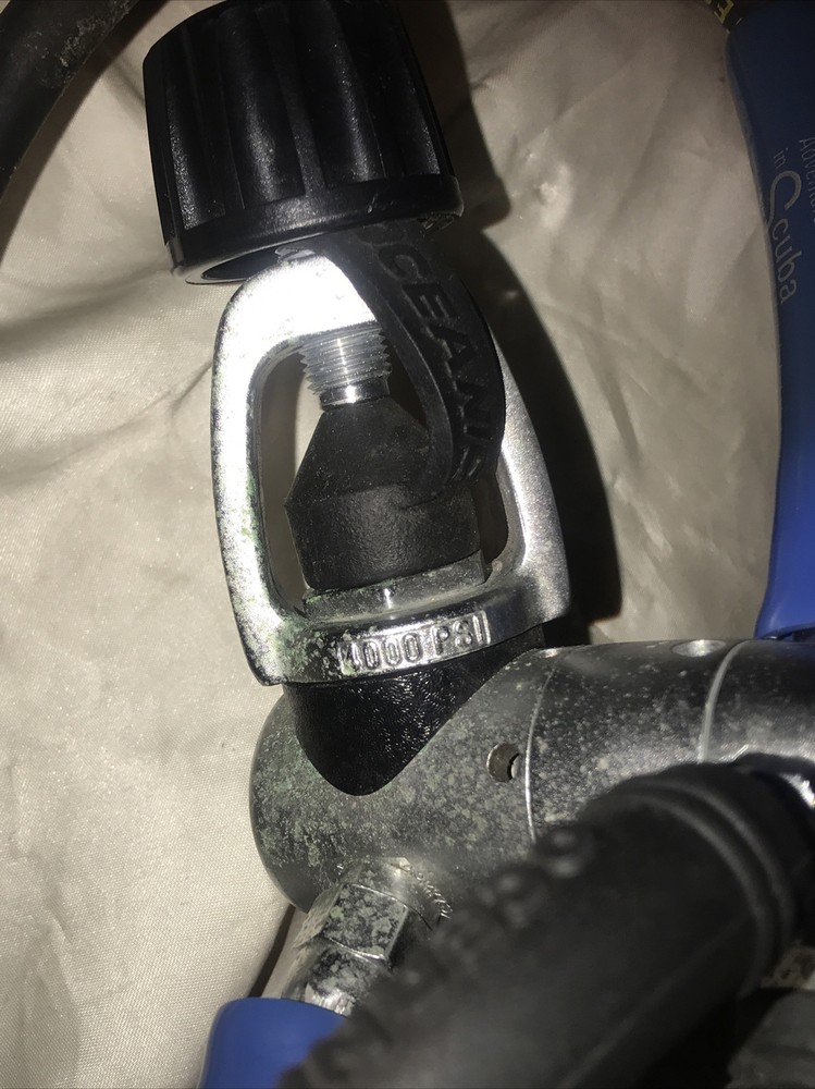 Oceanic Delta Scuba Dive Regulator Set Yoke Pre owned