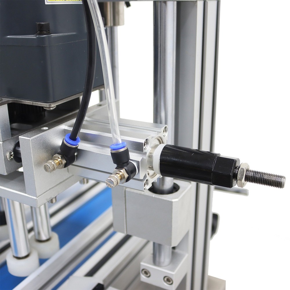 110V Automatic Desktop Conveyor Capping Machine with Touch Panel 20~60bot/min