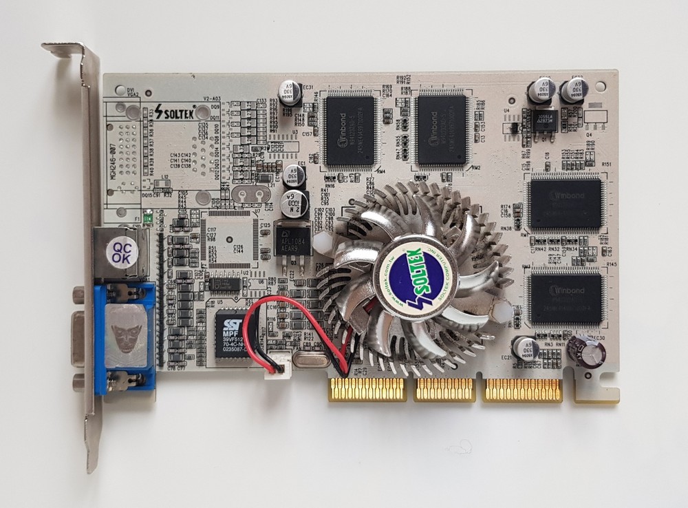 SOLTEK SL-85MR3-C Socket 478 + CPU + RAM + Geforce Retrogaming collectible set