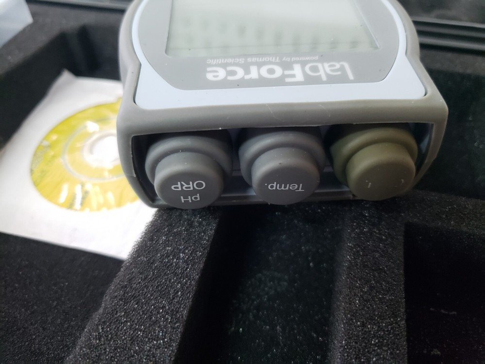 Lab Force Thomas Scientific TS-PC200 pH/mV/Cond/Temp Meter + Case