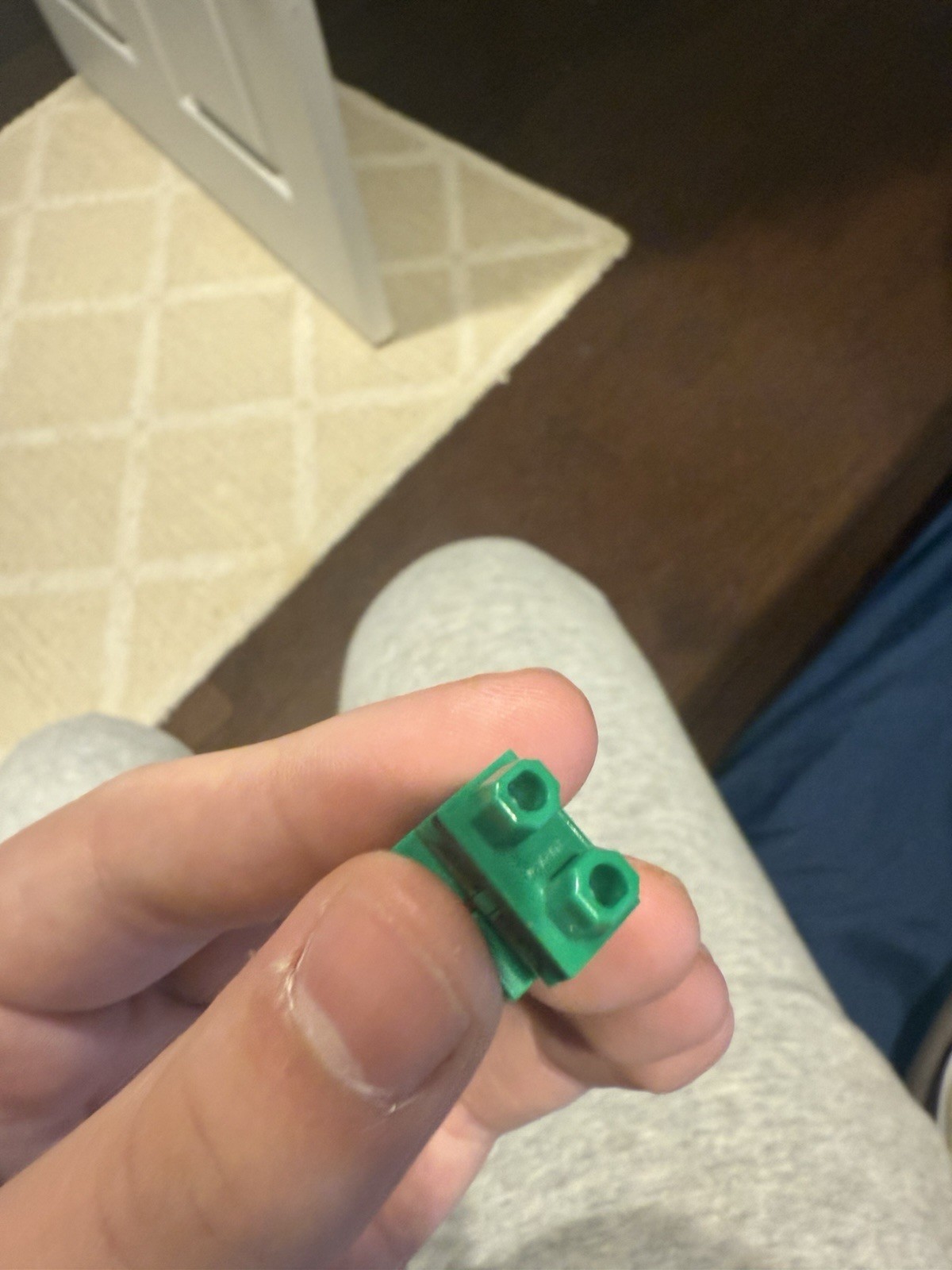 LEGO Ninjago Lloyd dx Green Ninja Minifigure Gold Swords ( PLEASE READ DESCRIPT)