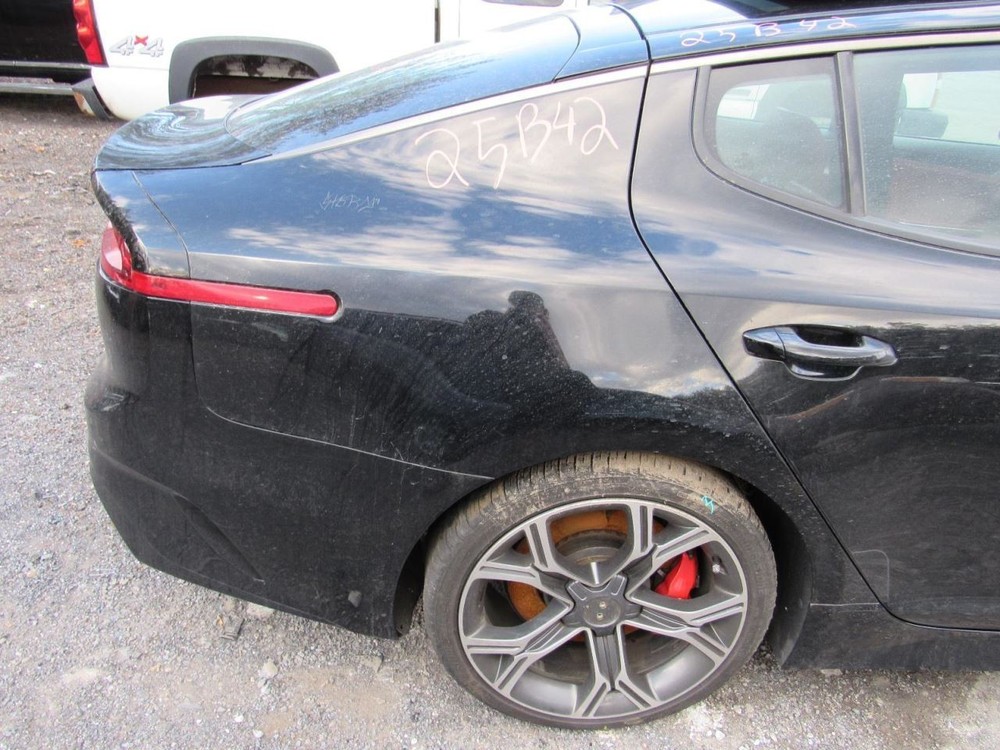 STINGER 2018 Glove Box 1029637