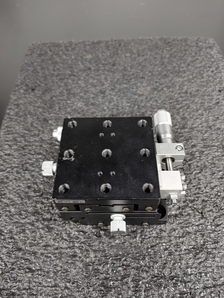 OPTOSIGMA XY Goniometer 2 Stage Table
