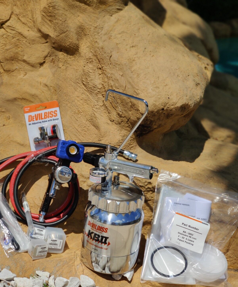 Devilbiss Prolite Pressure Feed Spray Gun & 2 QT Pot, Hose & LED