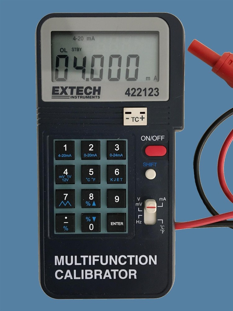 Extech Instruments Model 422123 Precision Multifunction Calibrator w/ Case