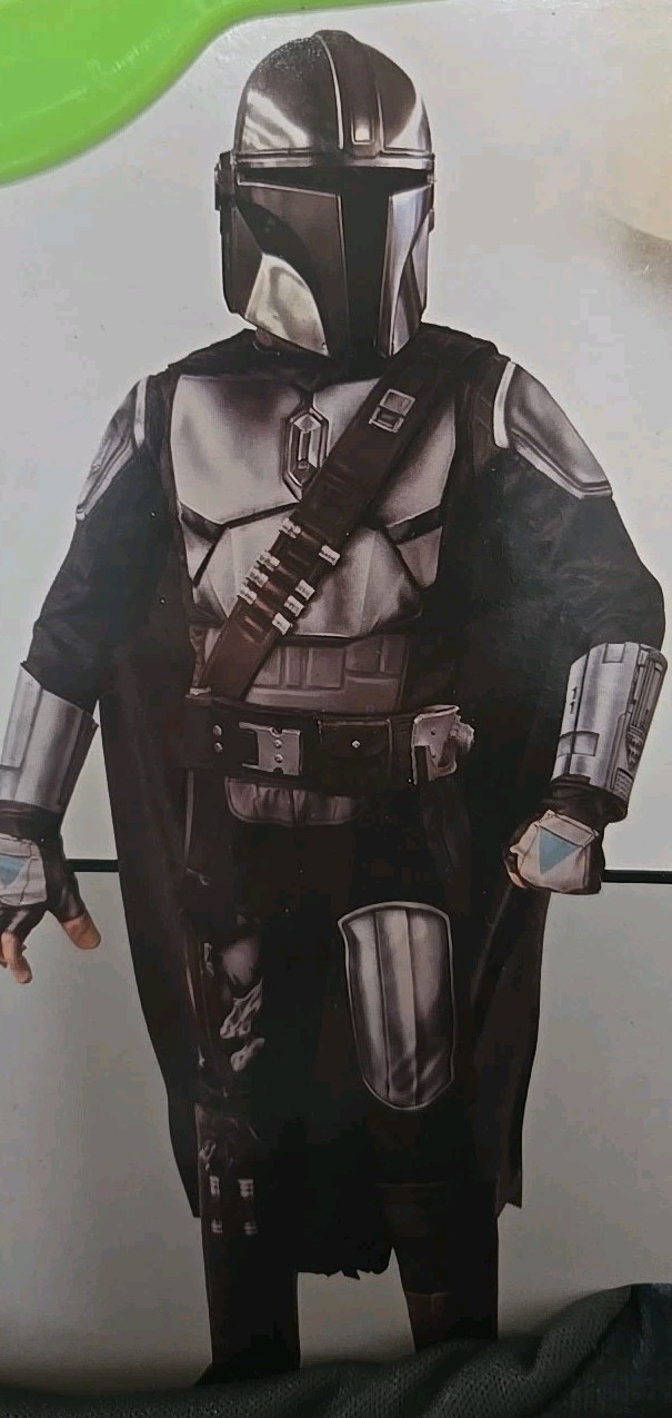 STAR WARS THE MANDALORIAN CHILDS HALLOWEEN COSTUME SZ M 8-10 GLOVES BELT MASK