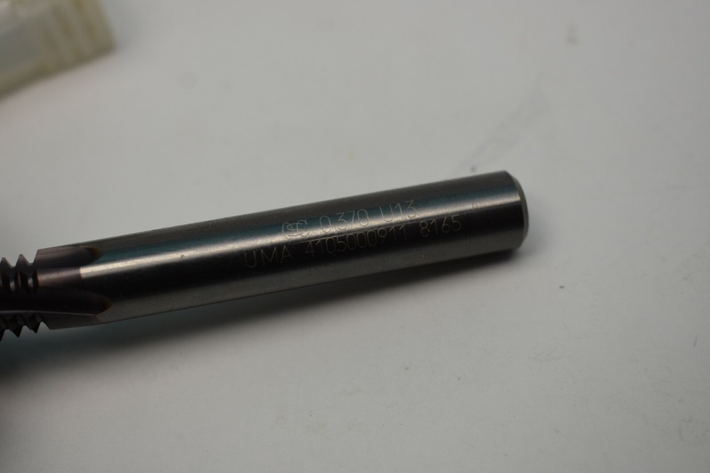 1/2-13 External 13 TPI 3/8" Shank 5-Flute RH Solid Carbide Helical Flute Thread