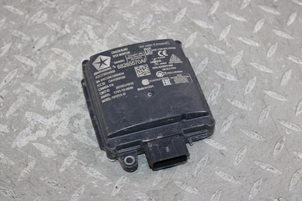 16-20 Grand Cherokee Electronic Rear Driver Blind Spot Control Module Unit OEM