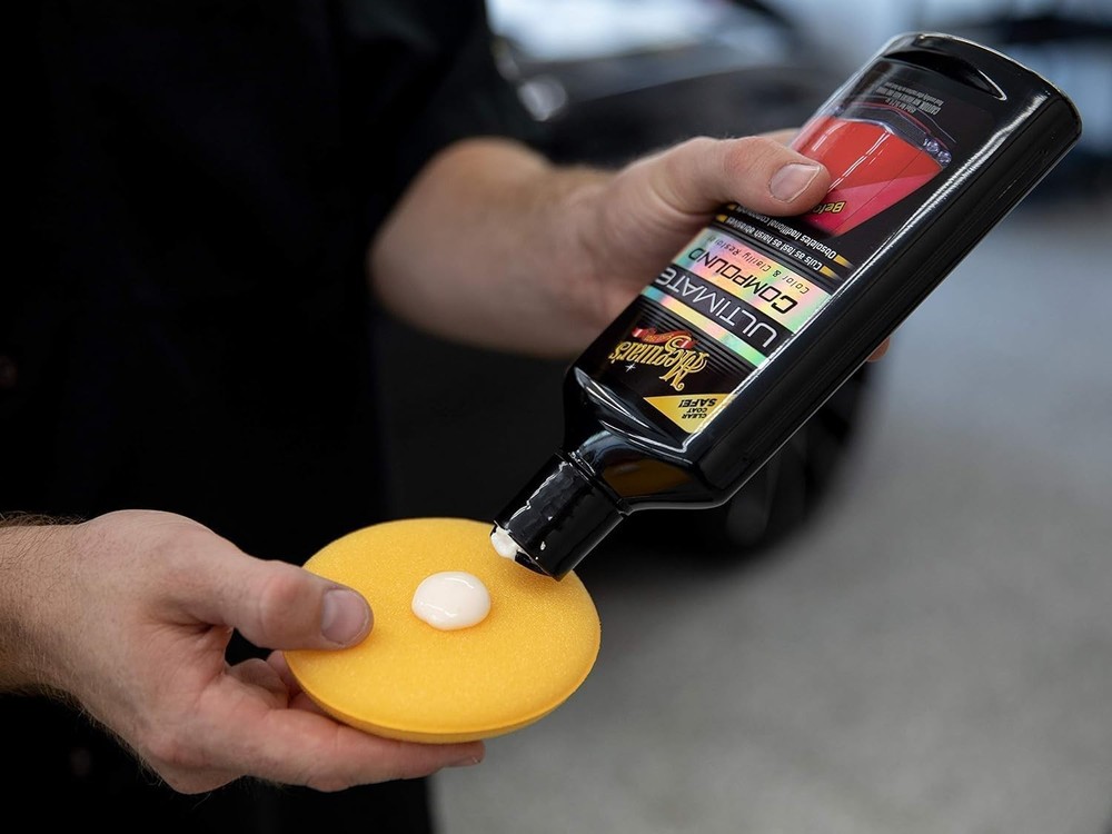 Meguiar’s Ultimate Compound, Pro-Grade Car Scratch Remover for Paint Correction,