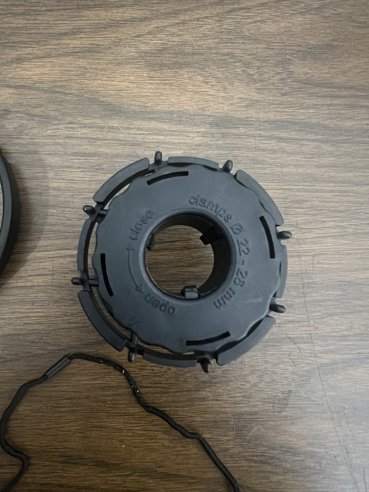 AKG H-100 Microphone Shock Mount Holder Black Plastic for Microphone