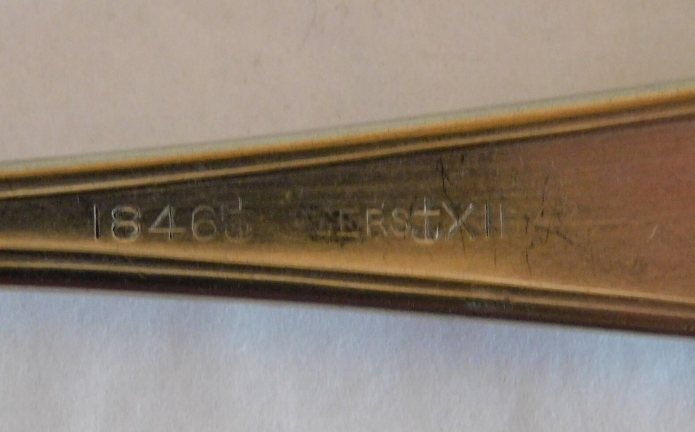 Dinner Fork - 1846 Rogers Silver Plate - Unknown Leaf Scroll Pattern #P94