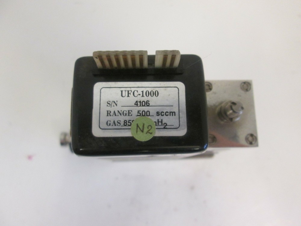 Unit UFC-1000, MFC, Mass Flow Controller, N2/H2, 500 SCCM, Used