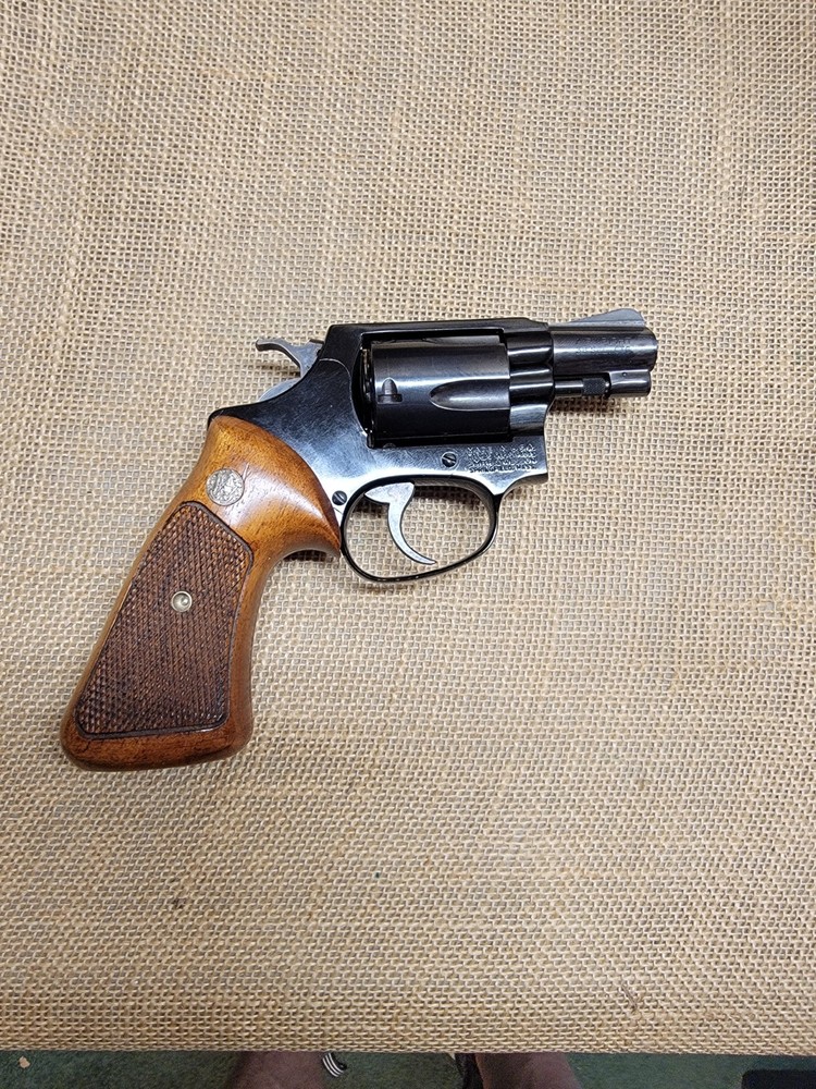 Original Smith & Wesson J Frame Square Butt Presentation " Target " Grips NICE