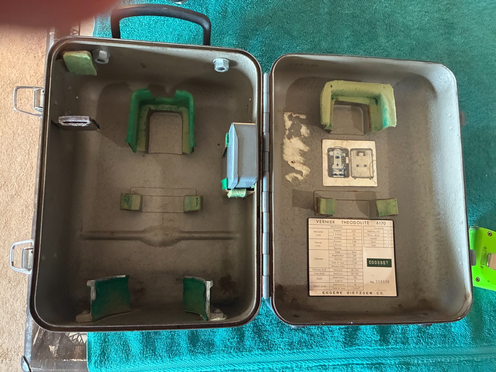 Dietzen optical Theodolite 25x... Model 6170 Sn 259839 with metal case