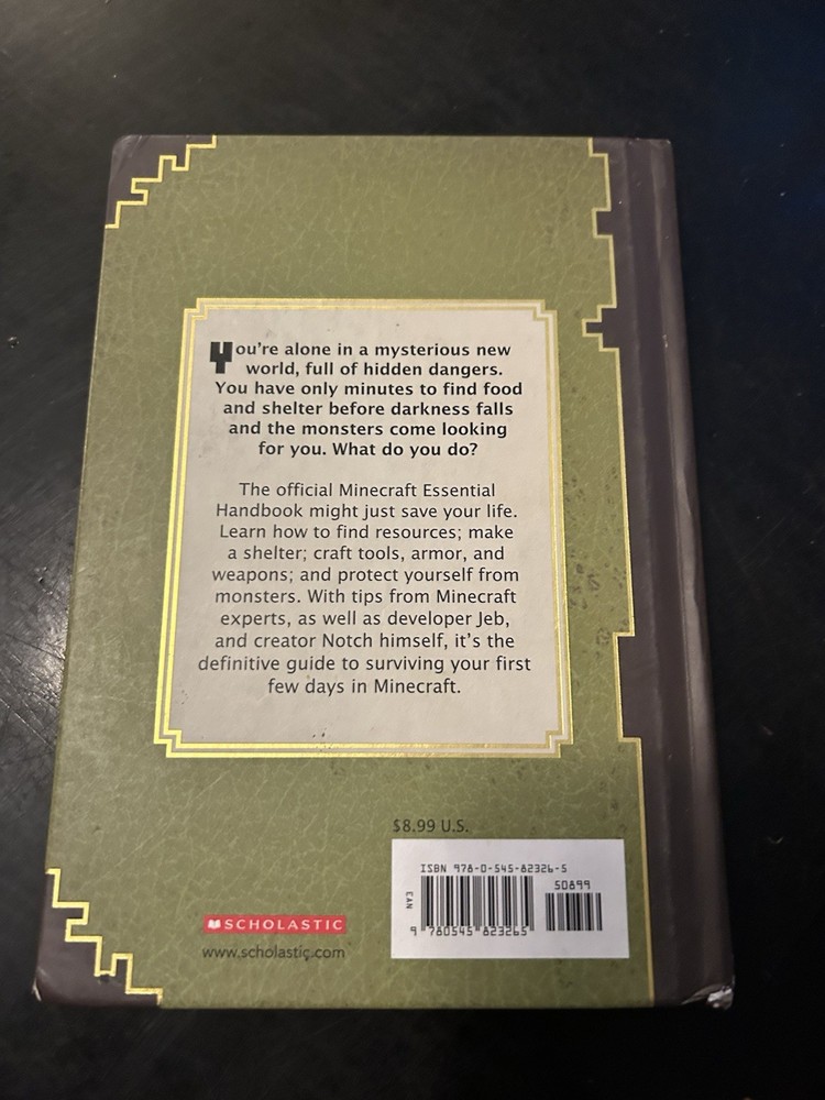 Mojang Minecraft Essential Handbook Strategy Guide