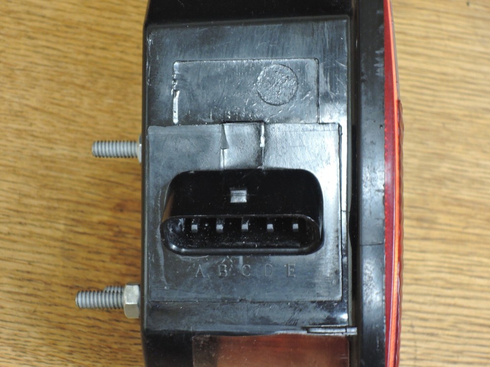 Grote 5392-71 Tail Light Take-Off 3 Stud