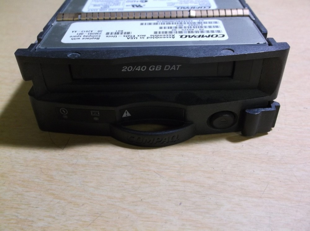 Compaq Digital Data Storage E0D006 Internal Tape Drive 70-40375-02 *FREE SHIP*