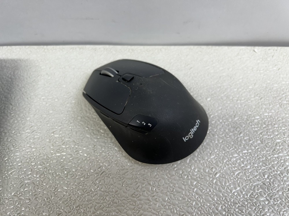 Logitech MK850 Performance Wireless Keyboard and Mouse Combo READ