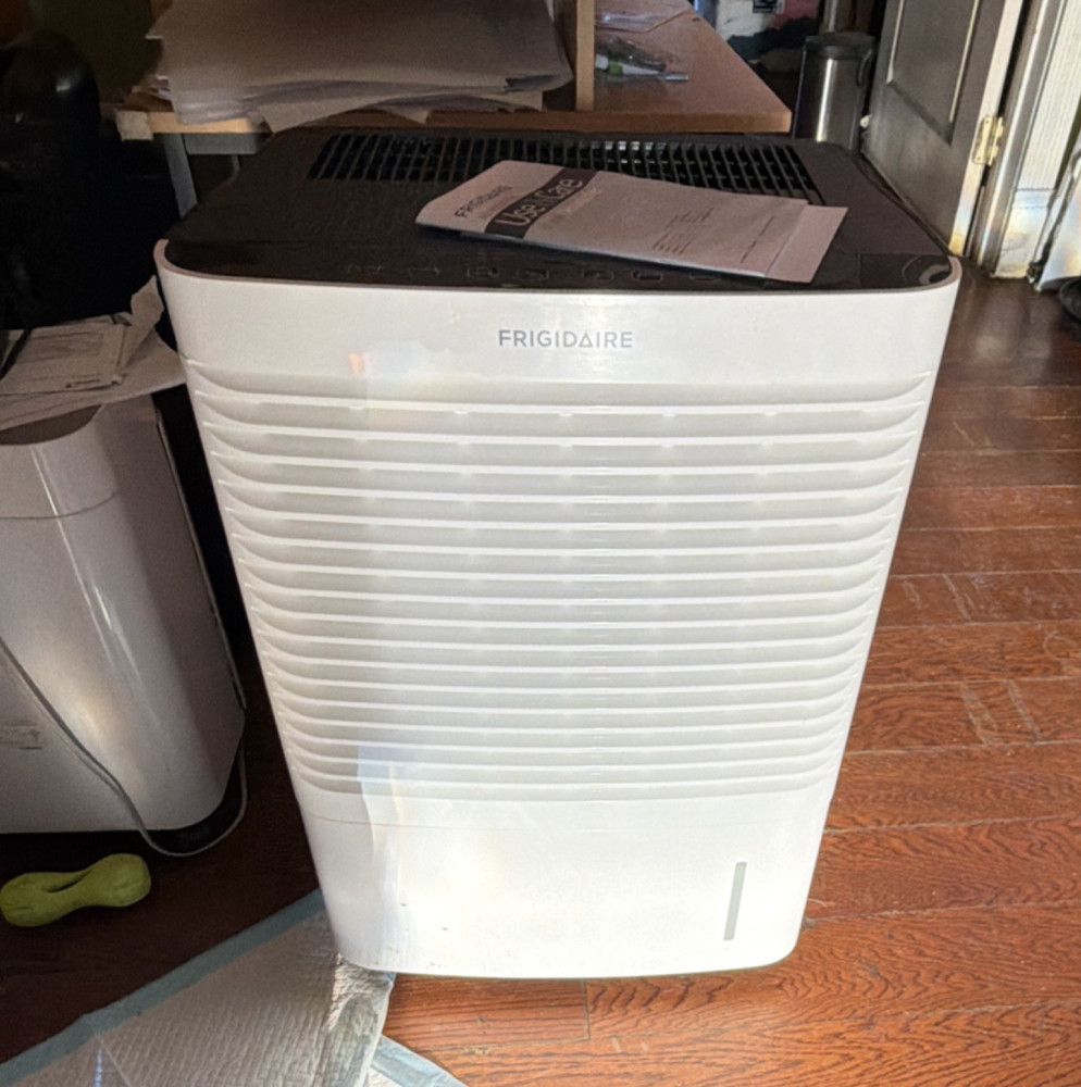 Frigidaire Dehumidifier White Black Digital Display Timer Automatic Shut Off