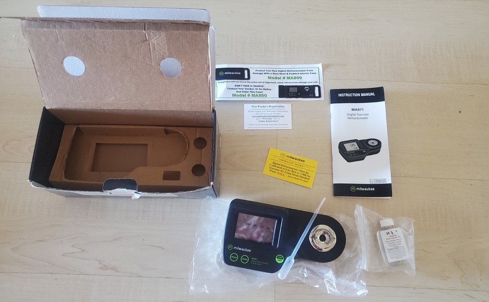 Milwaukee Digital Brix MA871 Refractometer