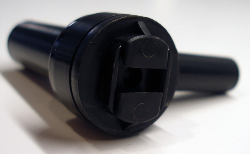 Spray Atomizing Nozzle for Static Mixer, Spray Tip for Polyurethanes / Silicones