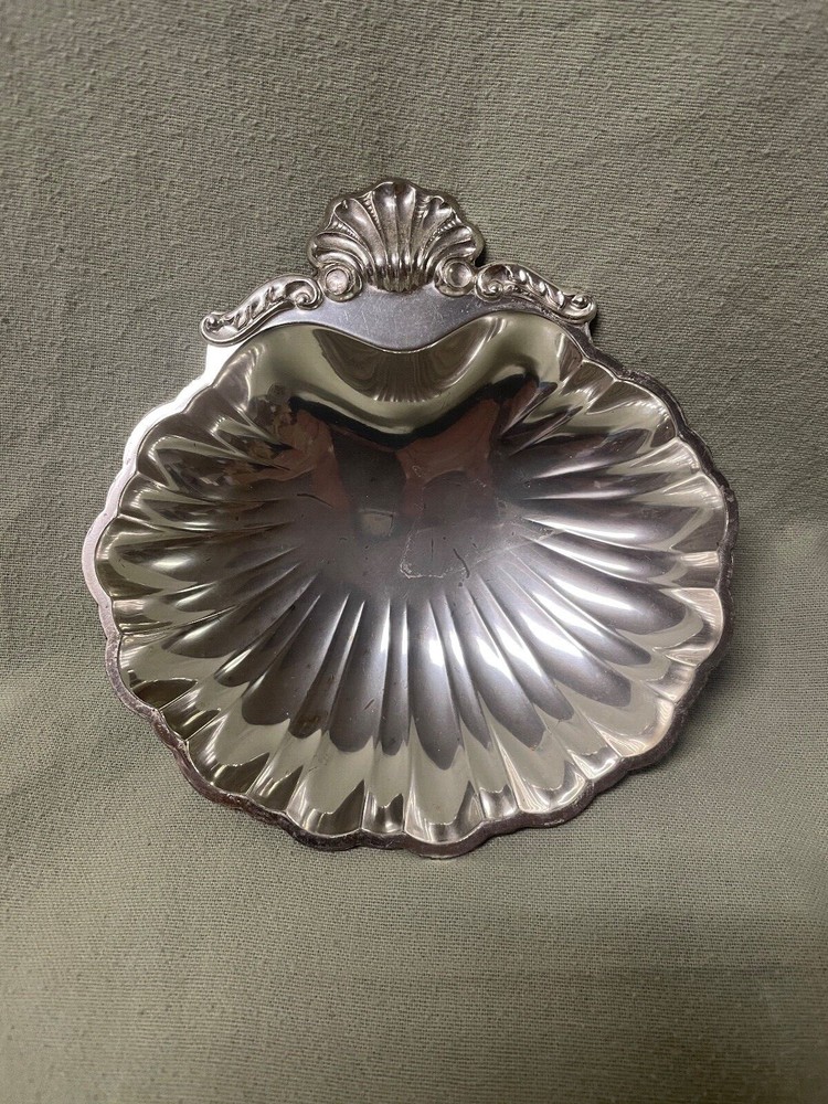 Vintage Silver Plated Shell Shaped Trinket/Candy/Jewelry Tray