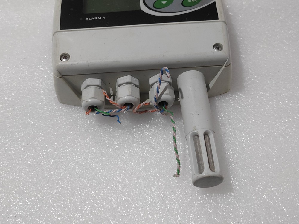 Comet H3530 - Thermometer Hygrometer Humidity, Temperature Ethernet Sensor