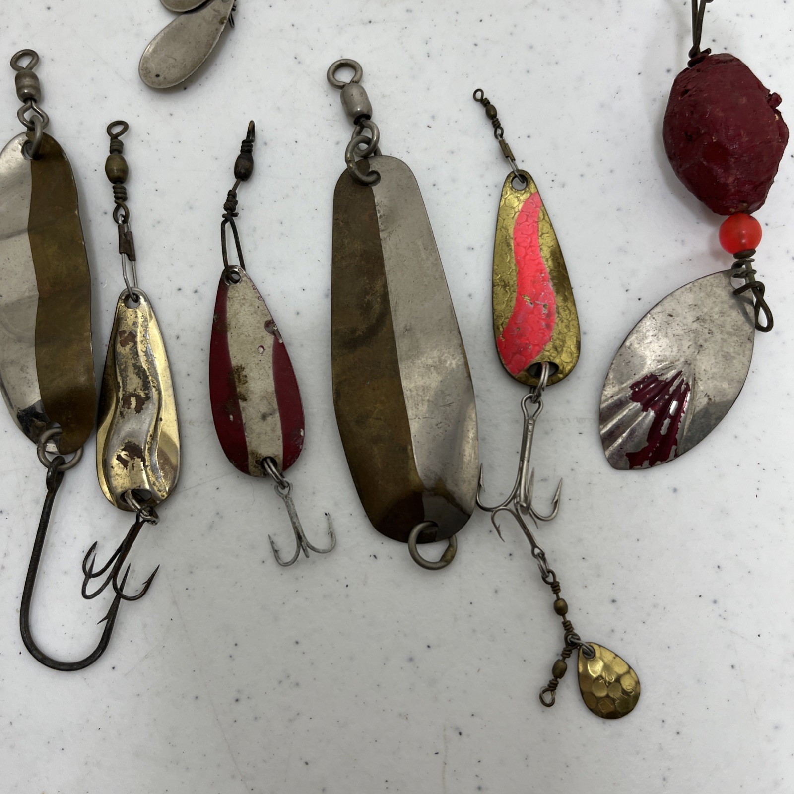 Lot of Vintage Fishing Tackle Spoons Spinners Swivels Hooks Lures Lot of 15
