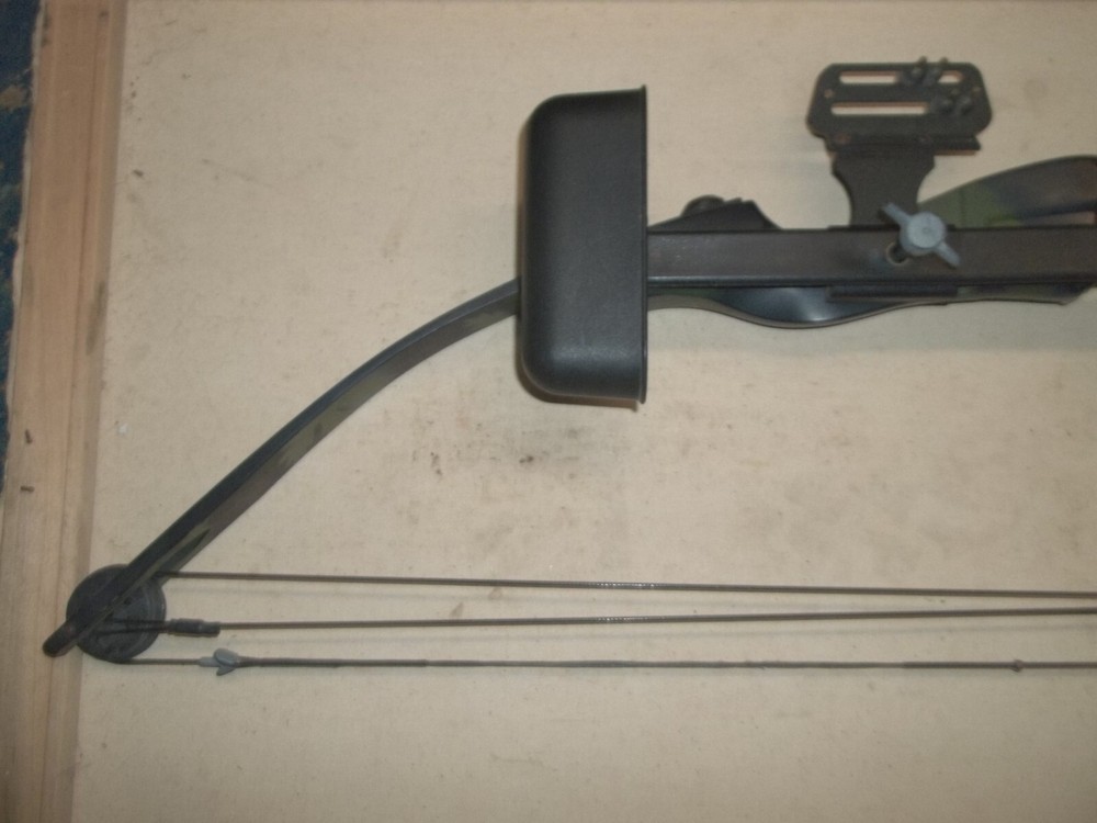 Pro Line Compound Bow...Intermediate...40:50 Lbs...27" Draw Length