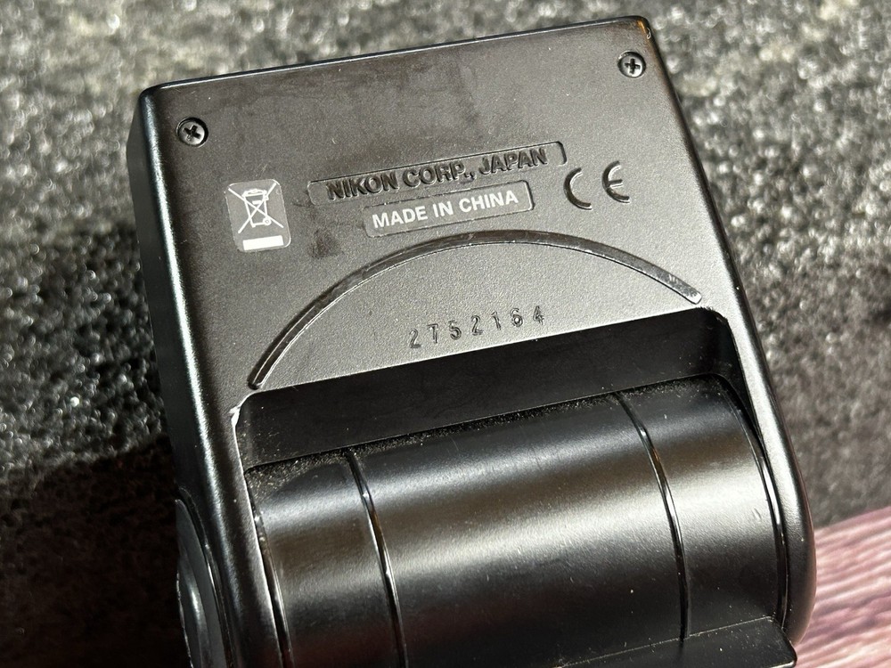 Nikon Speedlight Shoe Mount Flash SB-600 LOOK! Camera Flash