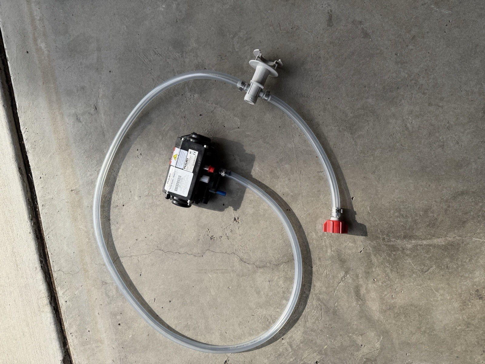 FLOJET Bag In Box Pump P5000 with Mount, 5ft Hose, Coke + Pepsi Connector