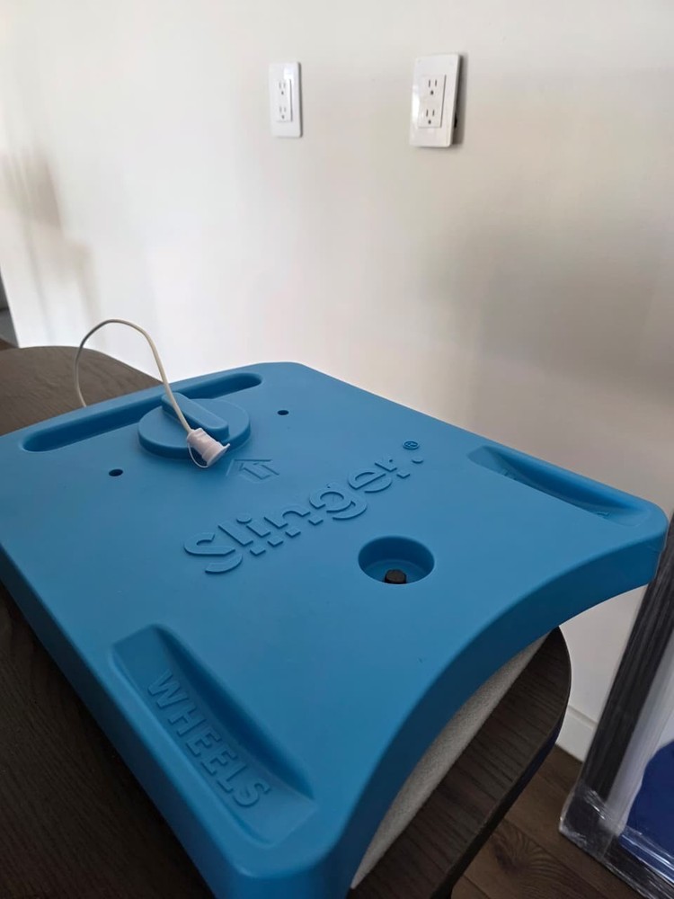 Slinger Padel/Tennis ball Machine