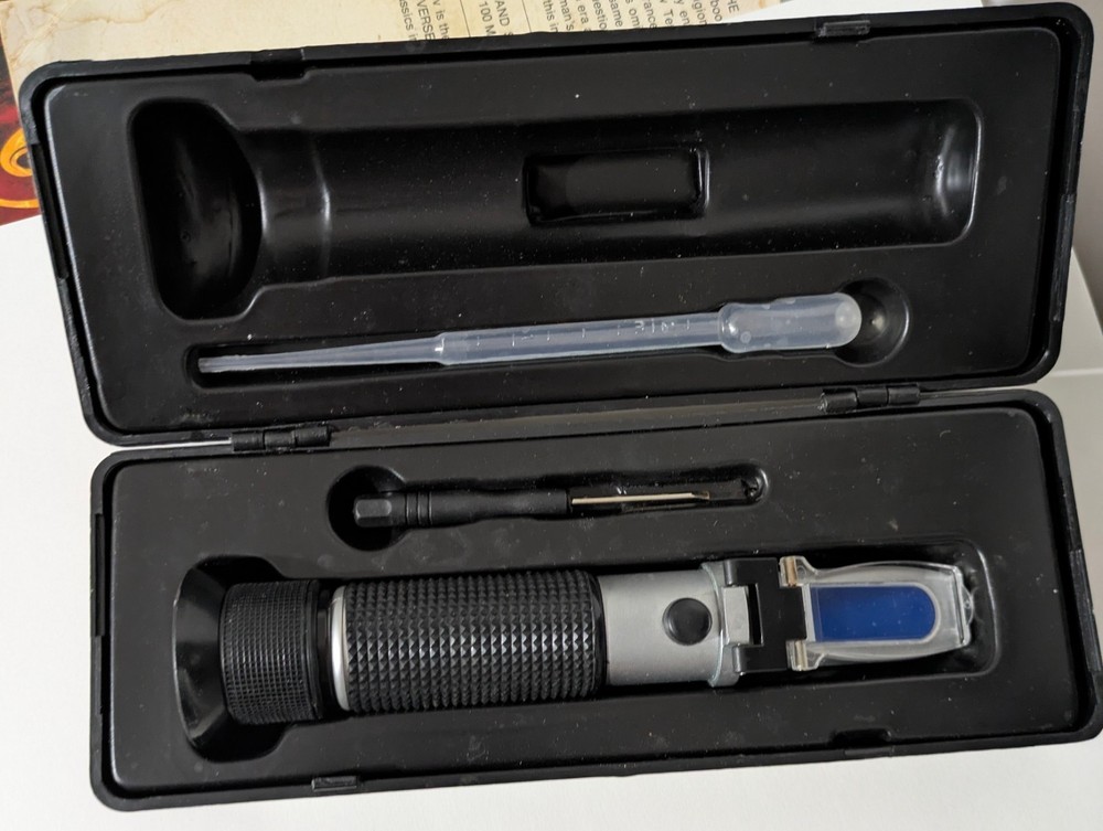 Hand Held Refractometer