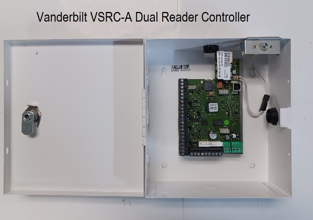 Vanderbilt VSRC-A Dual Reader Controller (with Metal Box and 2 Keys), Used.
