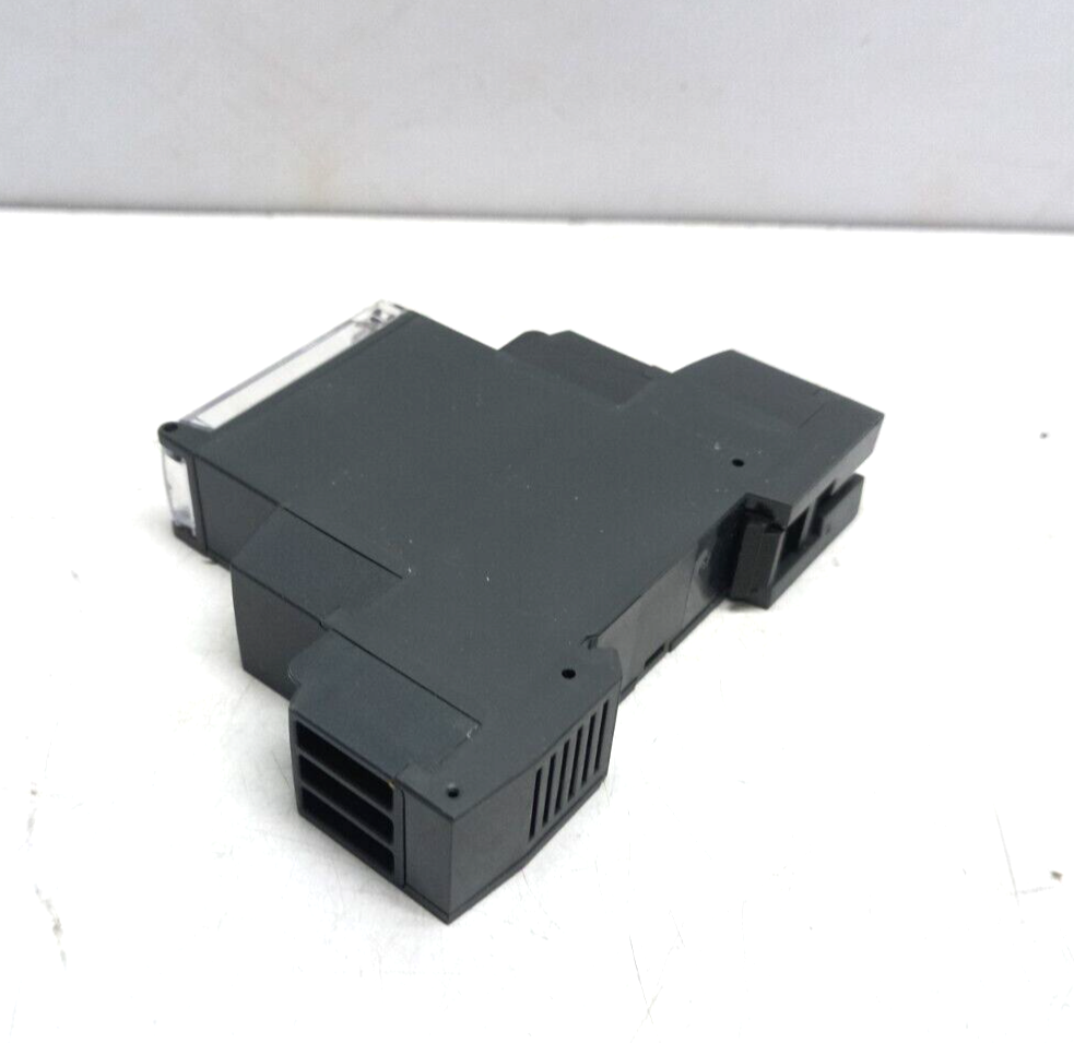 Schneider Telemecanique RE17RAMU On Delay Timer