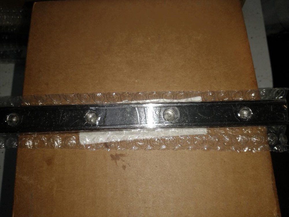THK linear rail SR20-250L (GK) rail