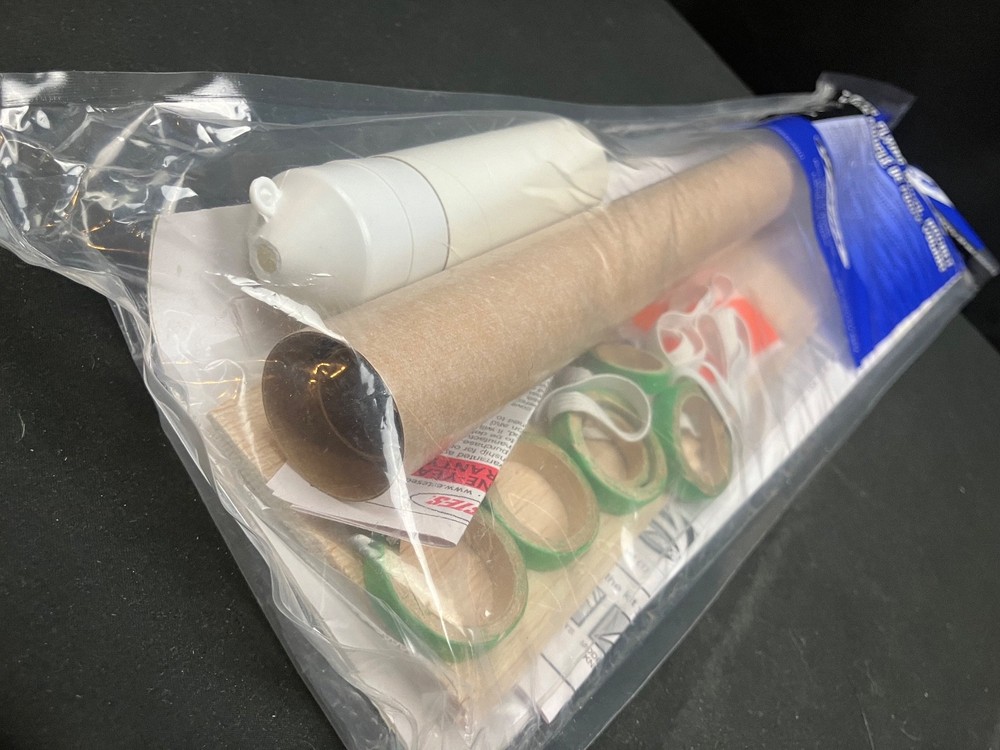 ESTES CC EXPRESS D-POWER 2-STAGE FLYING MODEL ROCKET KIT #1302, SEALED, MINT!!