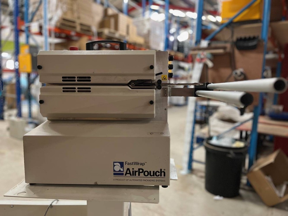 Fast Wrap Air Pouch Bubble Cushion Wrap Packaging System Machine & Base - Used