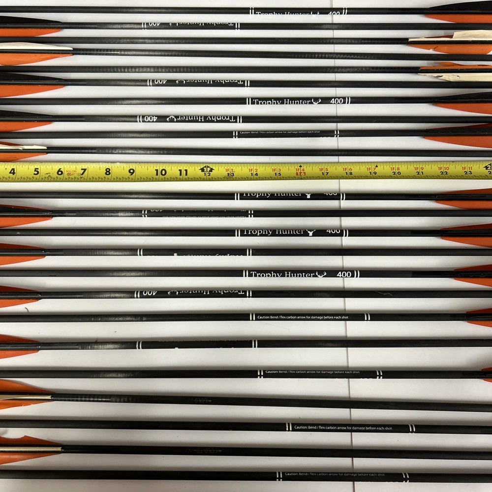 23 Archery Arrows - Trophy Hunter 400 - Item 526