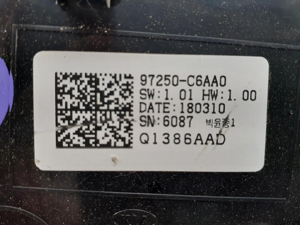 Used A/C Selector Switch fits: 2019 Kia Sorento front automatic temperature cont