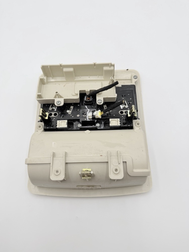 ⭐️ 05-10 CHRYSLER 300 OVERHEAD CONSOLE DOME MAP LIGHT OEM