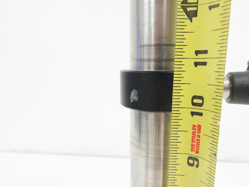 MICROSCOPE STAND HEAVY BASE WITH POST WEIGHT: 37.34 LBS