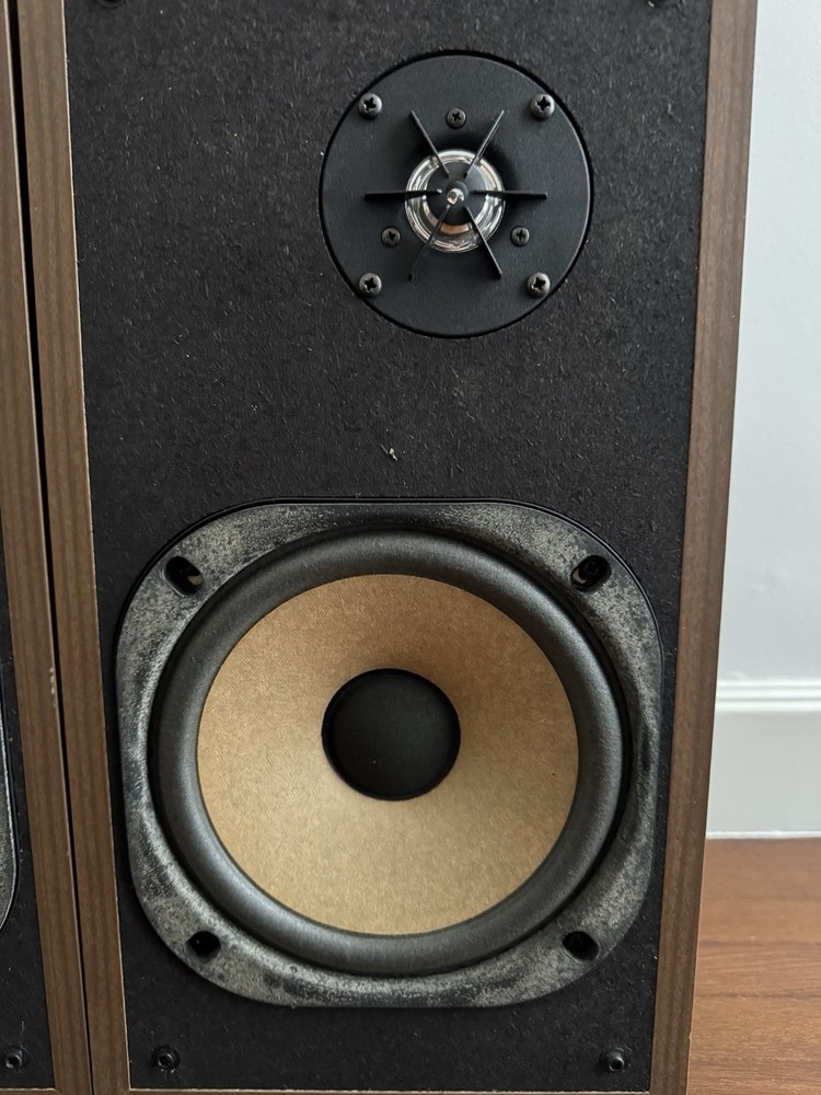 Pioneer CS-E321 Speakers