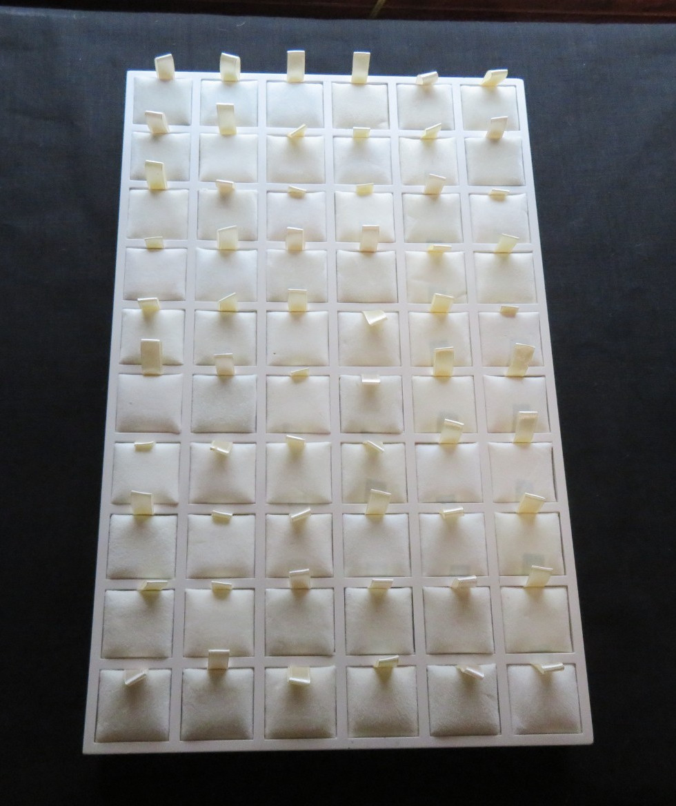 Pandora Jewelry Store Counter Display Tray Charms Rings Retail 60 Spaces Pillows