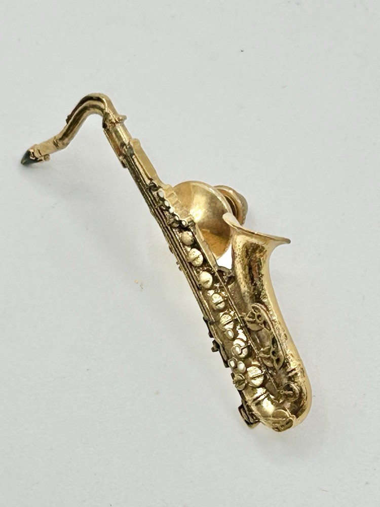 Future Primitive Saxophone Gold Tone Instrument Lapel Pin